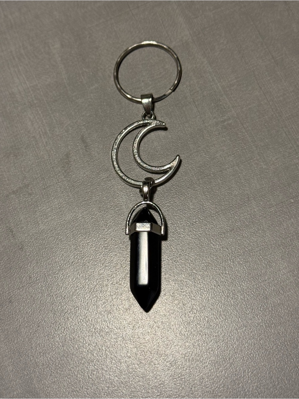Black Onyx Set In A Silver Crescent Moon Keyring